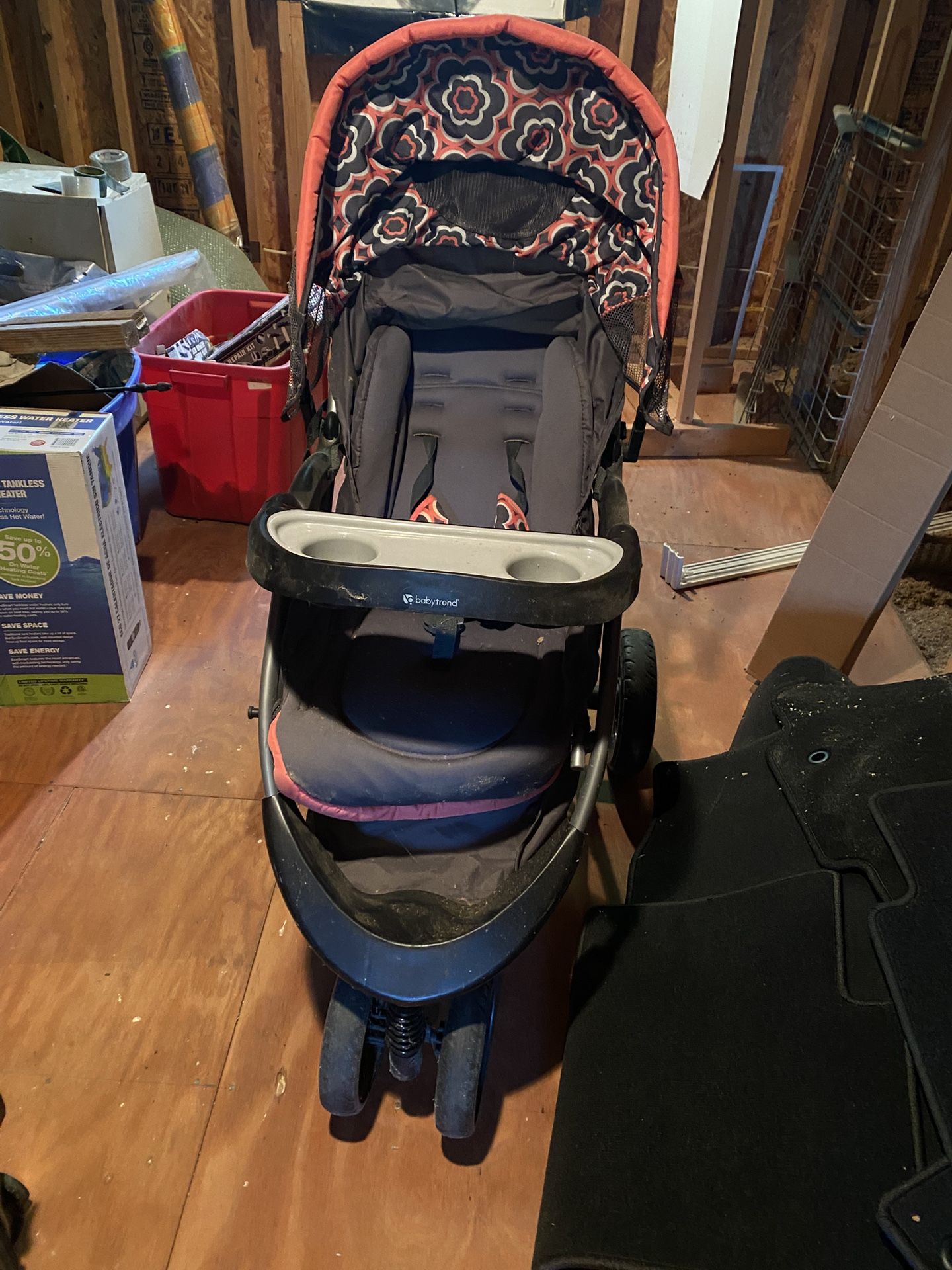 Stroller Dusty But Nothing Wrong with It