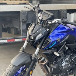 2023 MT07 Yamaha blue