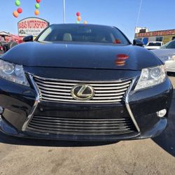 2015 Lexus ES 350 4dr Sedan Price $10,999 Mileage 96,234
