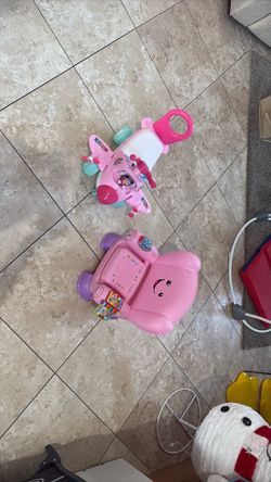 Minnie Airplane Wheeler/ Musical Chair