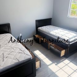 2 Twin Beds With mattress & Drawers 