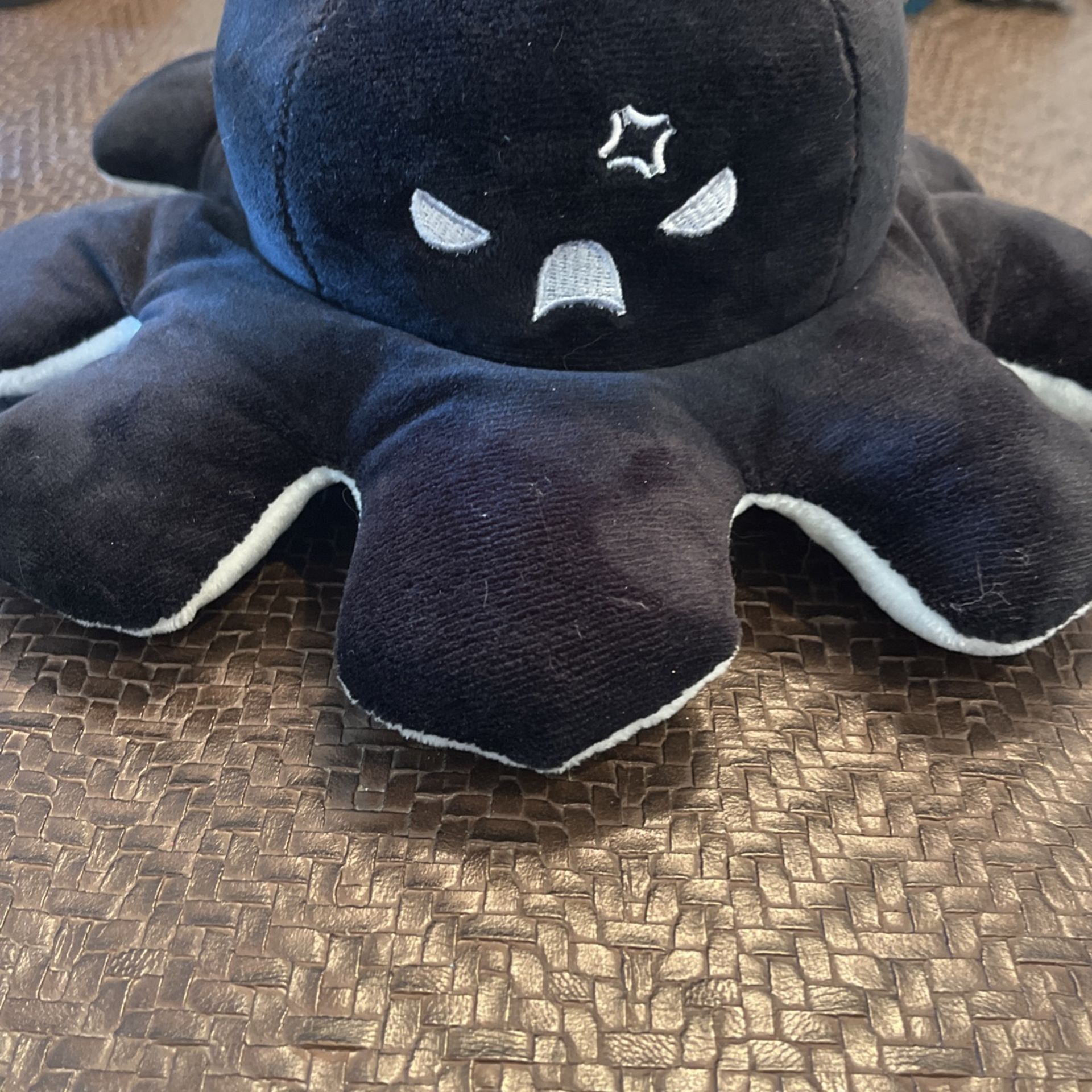 TeeTurtle⢠Reversible Plushies Day & Night Octopus