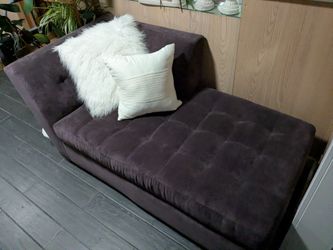 Jonathan Alder Chaise $140