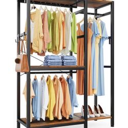 CLOTHING STORAGE 