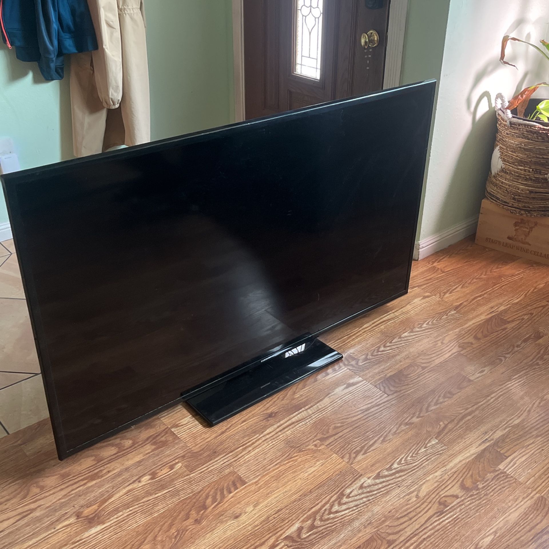 60 “ Samsung Tv