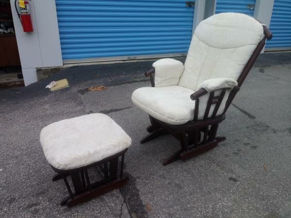 Dutailier Modern Glider w/Ottoman - Retails > $500!