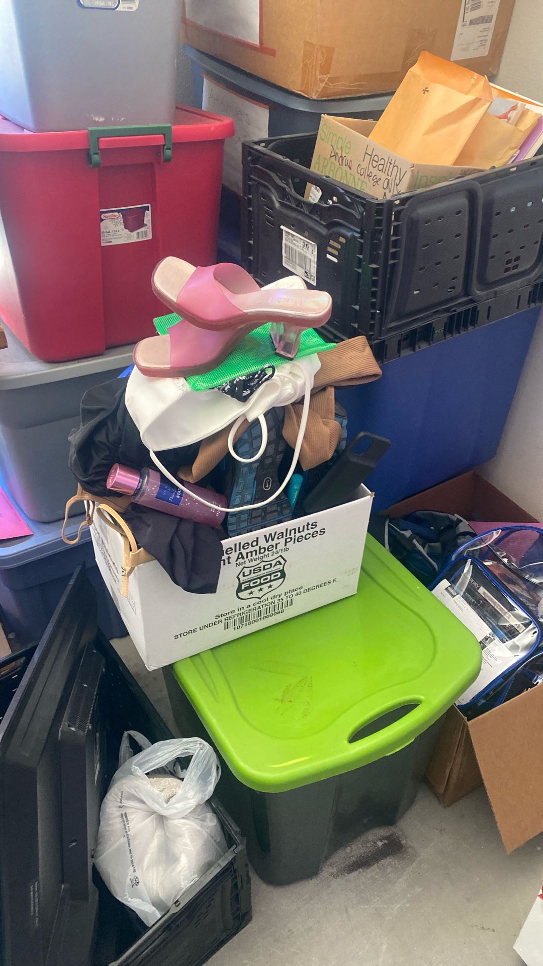 Box Of Women’s Idems- https://offerup.com/redirect/?o=Q2xvdGhzLnNob2Vz.aces.$20