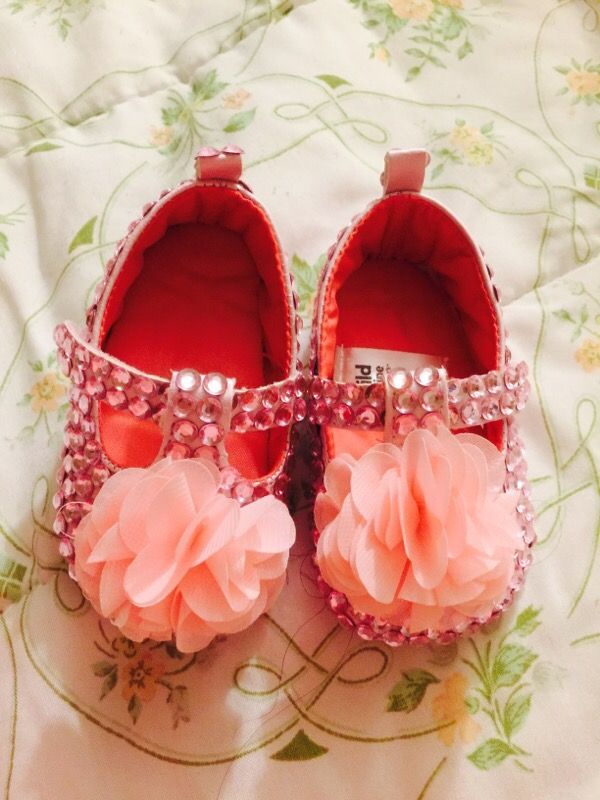 New baby pink shooes