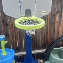 Little Tikes Basketball Hoop