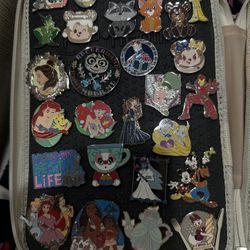 Disney Pins 