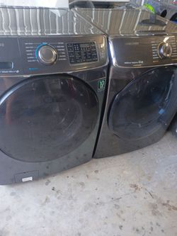 washer and dryer working