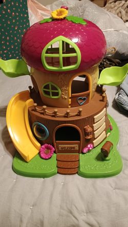 Woodzeez House