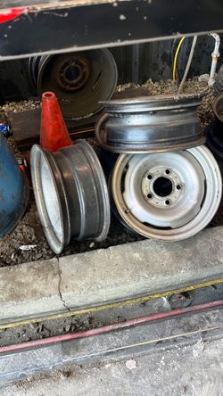 515 Chevy pick up wheels stock 15 x 8