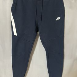 Nike Jogger Sweatpants – Men’s – Navy Blue