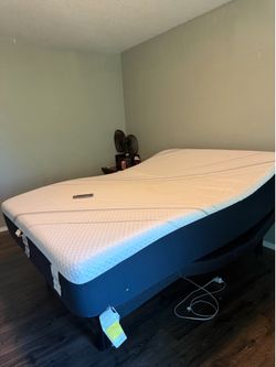 Adjustable bed frame and bed