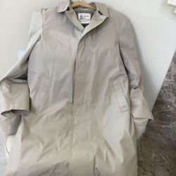  Men’s Trench/Overcoat (removable lining)