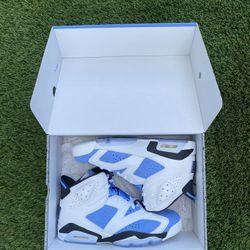 Jordan 6 Retro University Blue