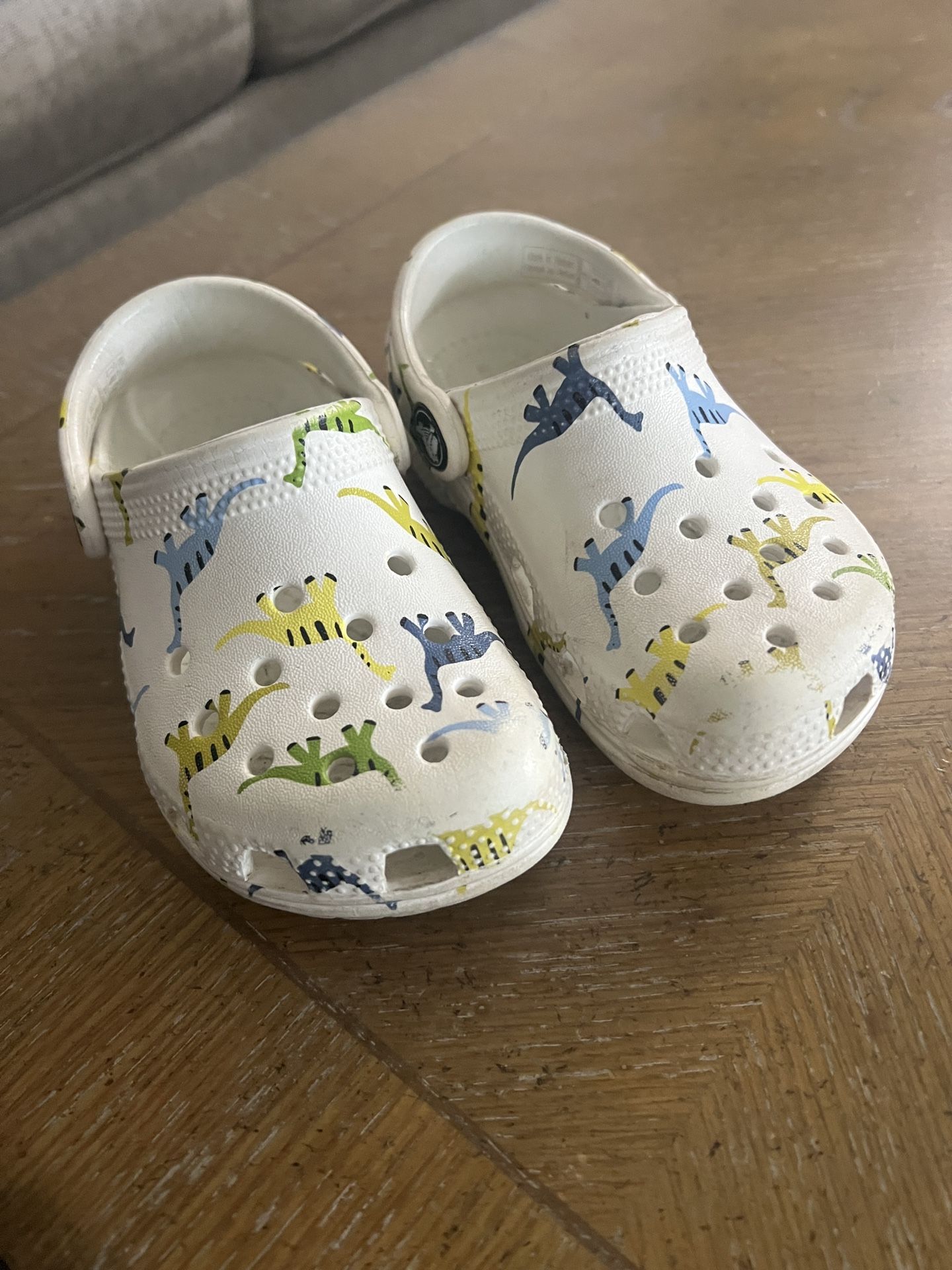 Kid Crocs Size8