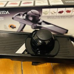 Oneida Mandoline Slicing Set
