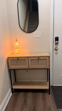Entryway Console Table with Storage – Excellent Condition