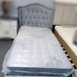 Brand New Twin Size Grey Velvet Bed +Mattress 