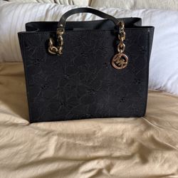 Authentic Michael Kors Sofia Hand Bag