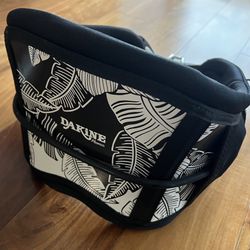 Dakine Women's Windsurfing Harness- Like New