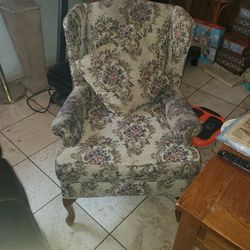 Accent Chair 