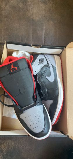 Nike grey/white size 11