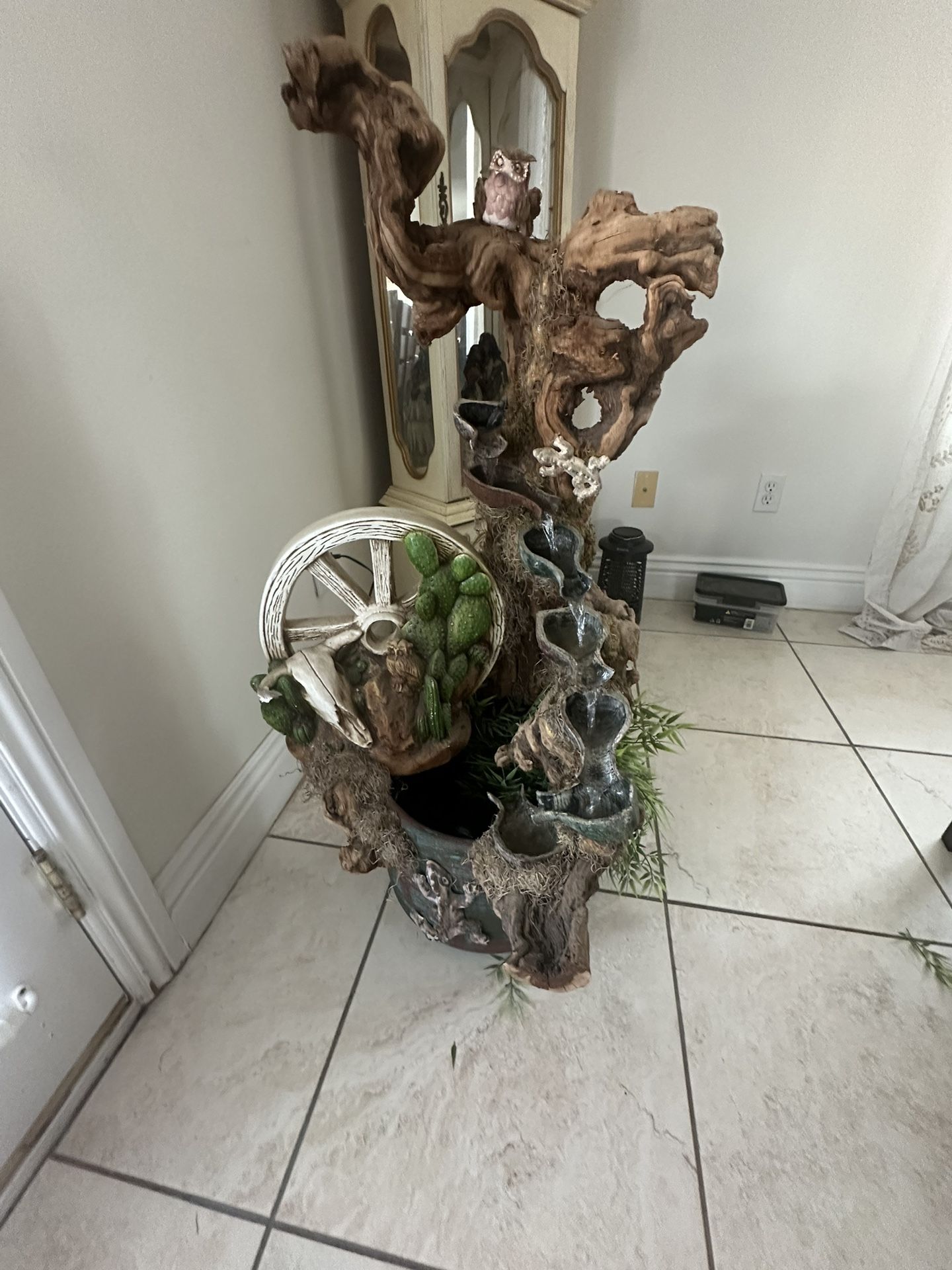 Western Tree Water Fountain
