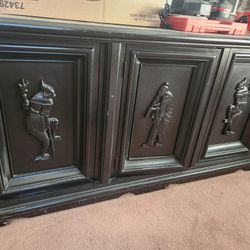 Wooden entry table/cabinet