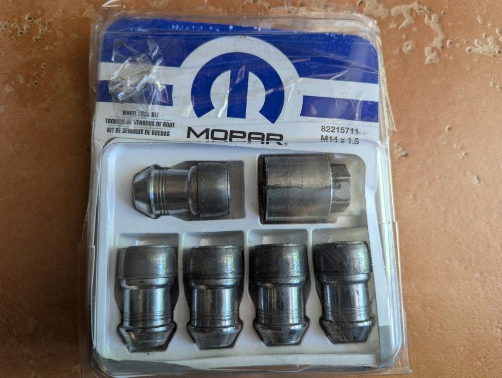 Jeep Wrangler OEM Wheel Lock Set