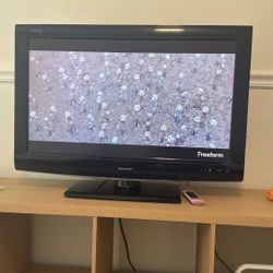 32’ TV