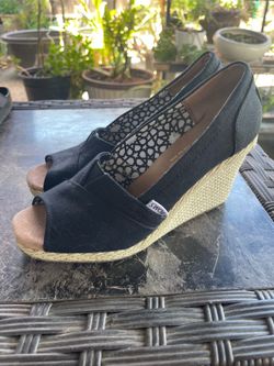 Tom's Wedge heels