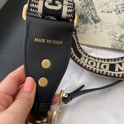 DIOR MINI SADDLE BAG for Sale in San Antonio, TX - OfferUp