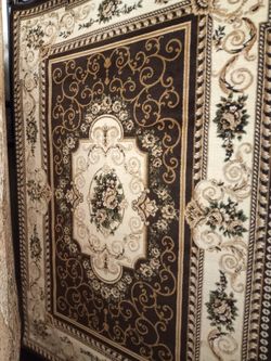 New area rug 10x13