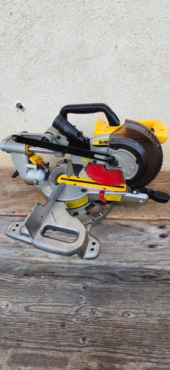 Dewalt miter saw 7 1/4 Tool Only