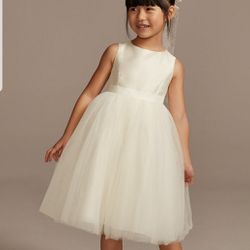 David's Bridal flower girl dress size 5