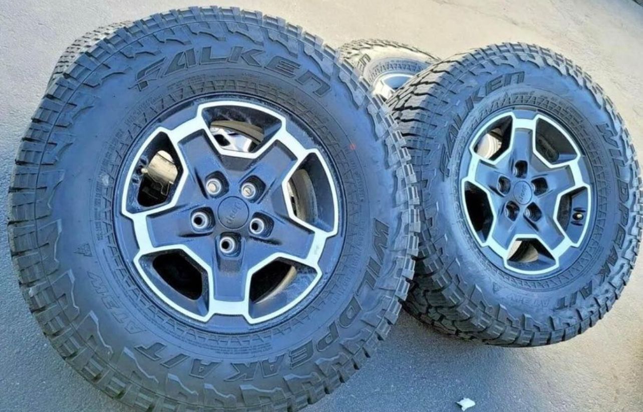 Jeep Gladiator MOJAVE Wrangler Rubicon Wheels Rims Tires 2023