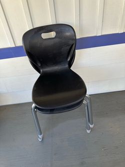 2 plastic chairs