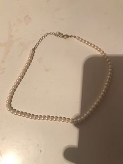 Women’s necklaces