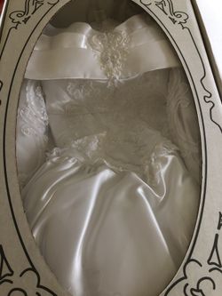 Long Sleeved Wedding Dress