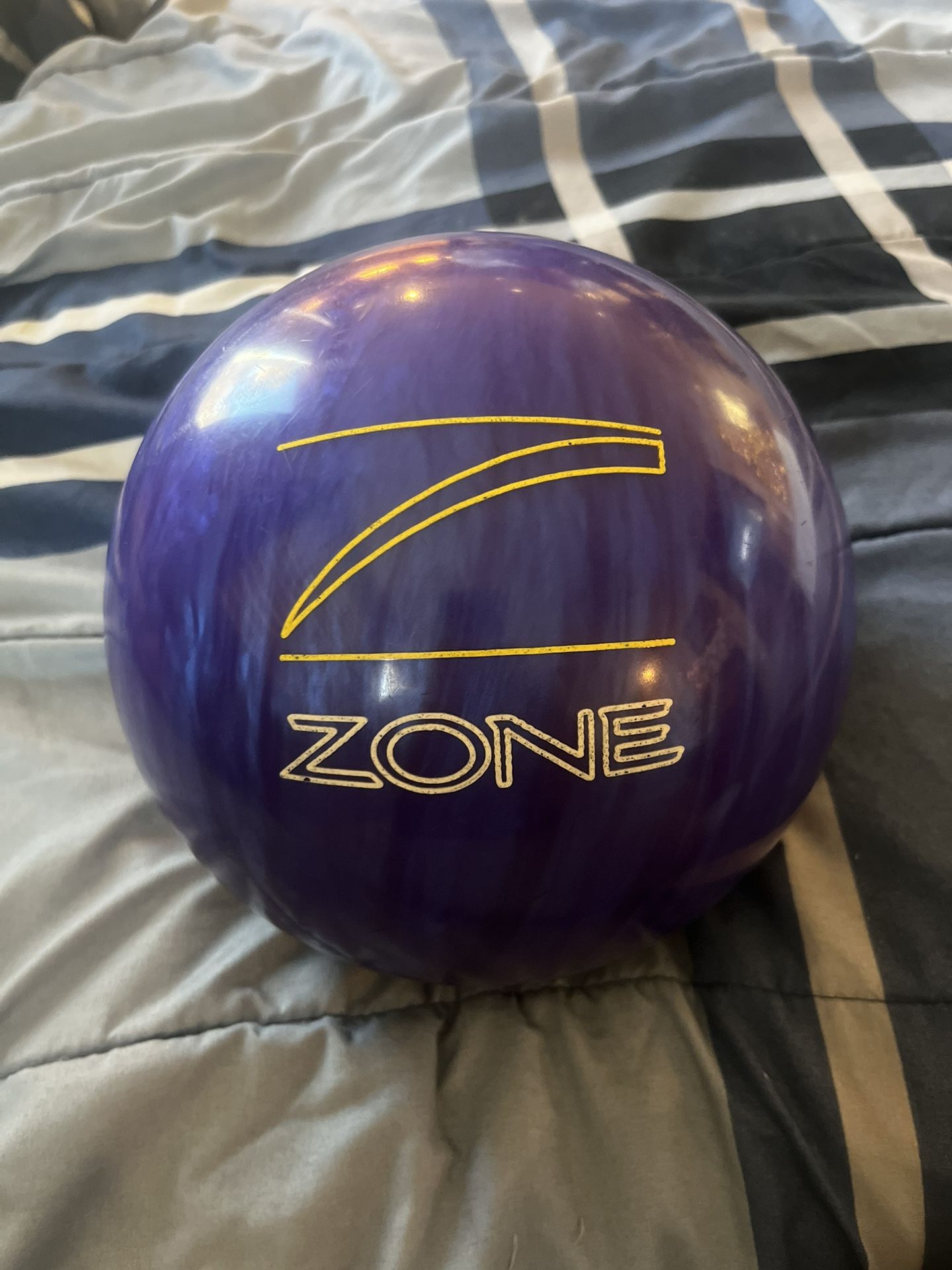 Brunswick Z Zone Spare Bowlimg Ball 15 lbs