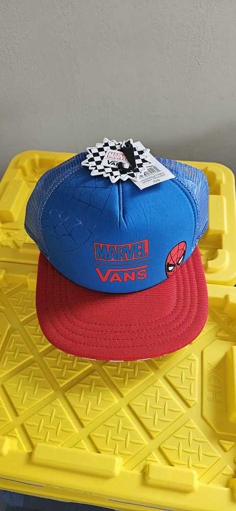 Vans Marvel X Spiderman Snap Back Trucker checkered Hat (New)
