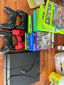 PS4 Console Bundle with 4 Controllers and Games