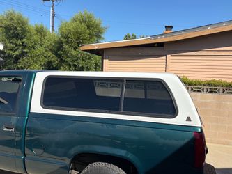 White Truck Bed Camper Shell Topper