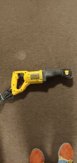 Dewalt sawsaw