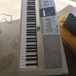 Yamaha piano