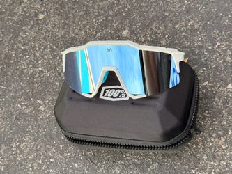100% Cycling sunglass