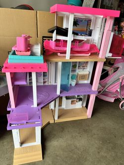 Barbie Dreamhouse